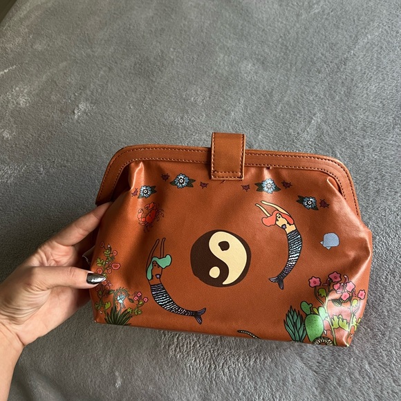 Brother Vellies Makeup Bag - Picture 6 of 8